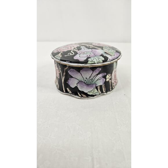 Vintage Toyo Powder Box Vintage Trinket Box Black Floral Cottage Core 4.5" - Picture 4 of 10